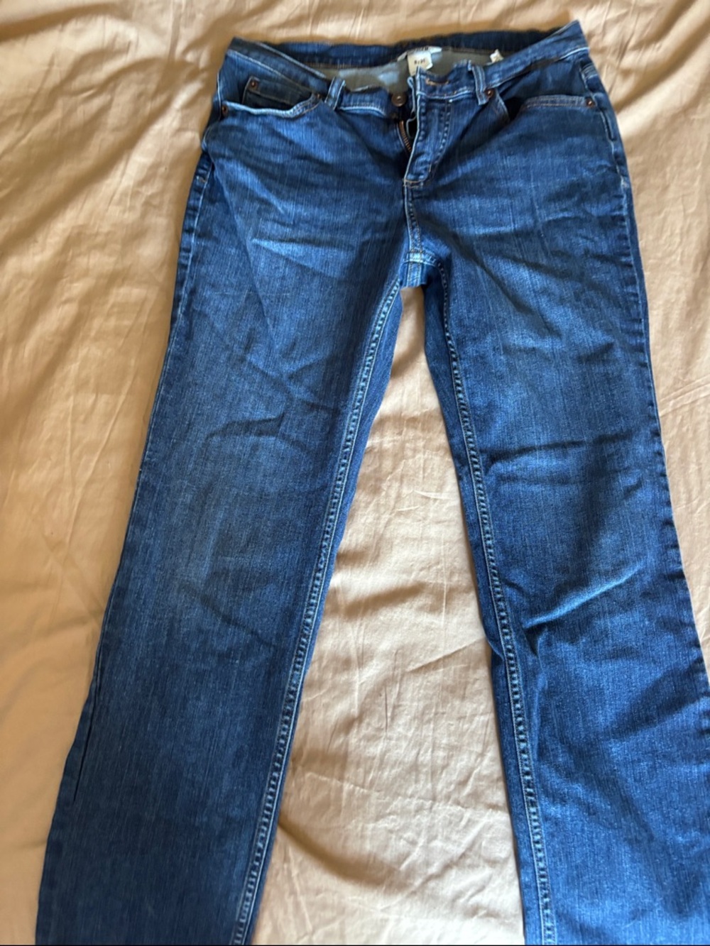 Duluth Trading Co women’s Straight Blue Denim Jeans